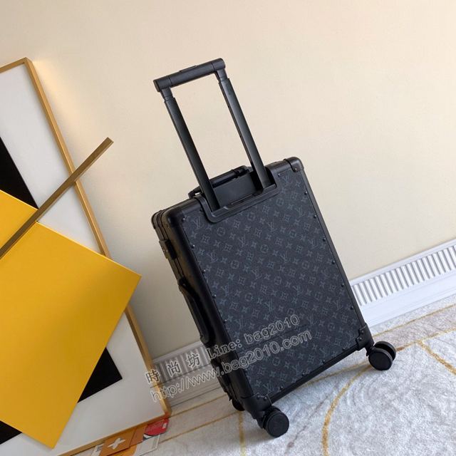 LV驢牌行李箱 90045 復古形拉箱 LV拉杆箱 經典花料配鋁框登機箱xzx1088